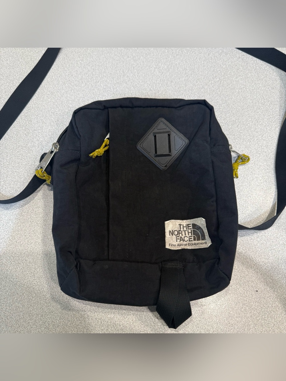 THE NORTH FACE Black Berkeley Crossbody Bag Travel